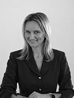 Headshot of Tatyana Oleynik-Mendez